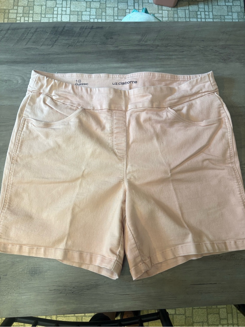 Liz Claiborne Light Peach Women’s Shorts